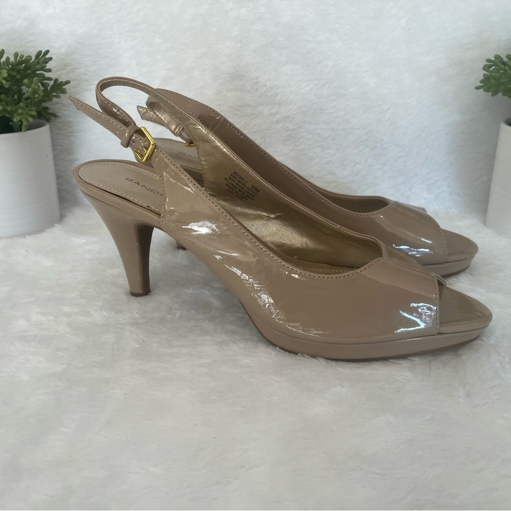 Tan 1 inch heels. - Picture 2 of 5